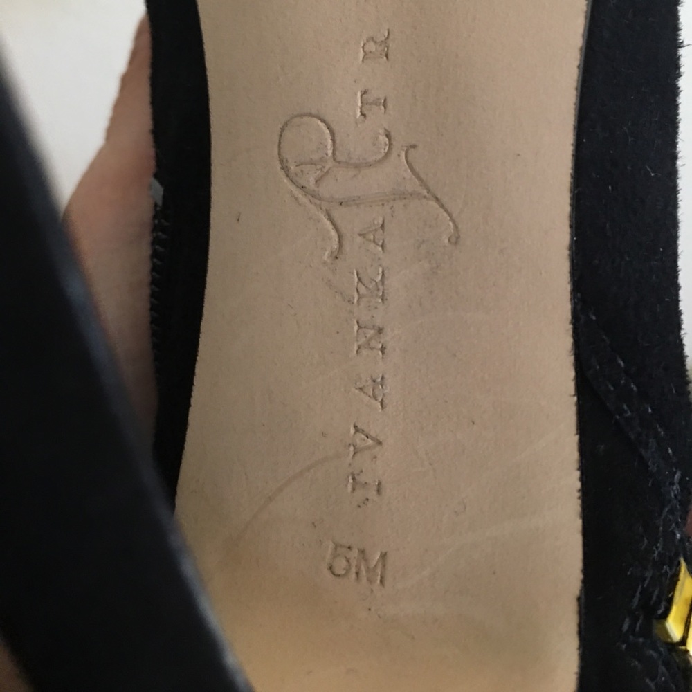 Ivanka Trump black suede boots - Picture 5 of 6